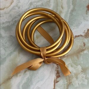 Elegant Gold Women's Bracelet Set